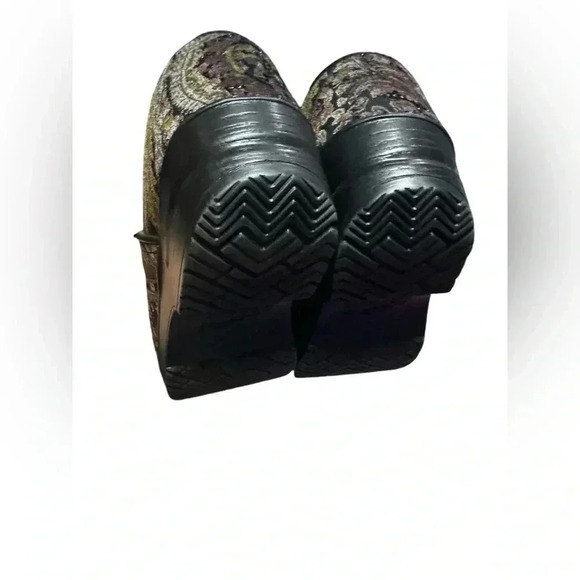Dansko Vegan Tapestry EU38 Boho Hippie Velvet Paisley Earthy Tones Slip On Clogs - Picture 13 of 14